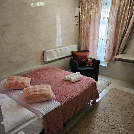 Rose Studio Кишинев Екстериор снимка
